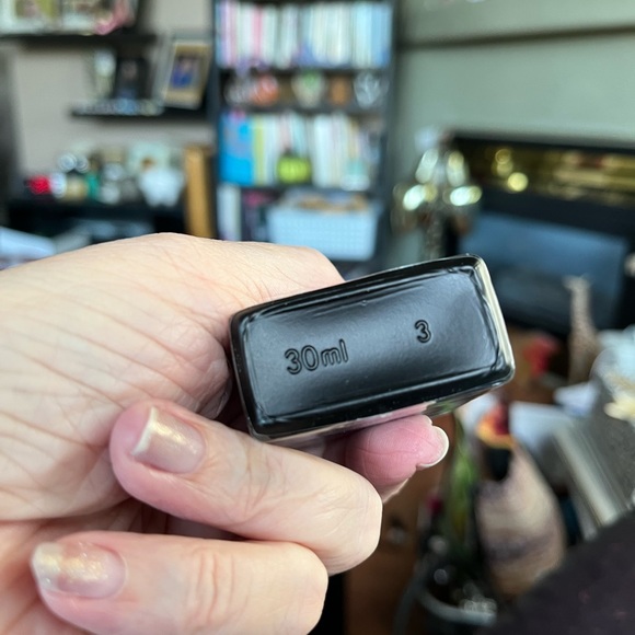 Likwid Stress reliever hair oil 30ml. Brand new sealed! - Picture 3 of 3